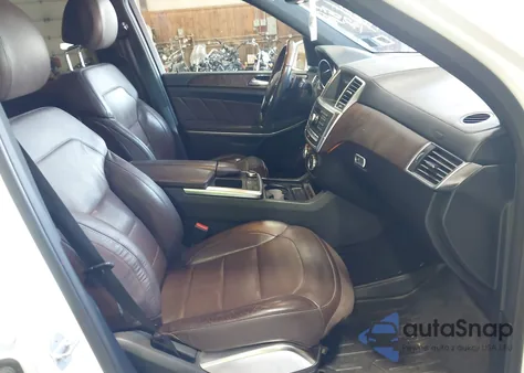 2014 Mercedes-Benz Gl 550 4Matic z USA, uszkodzony, nr VIN 4JGDF7DE2EA434593